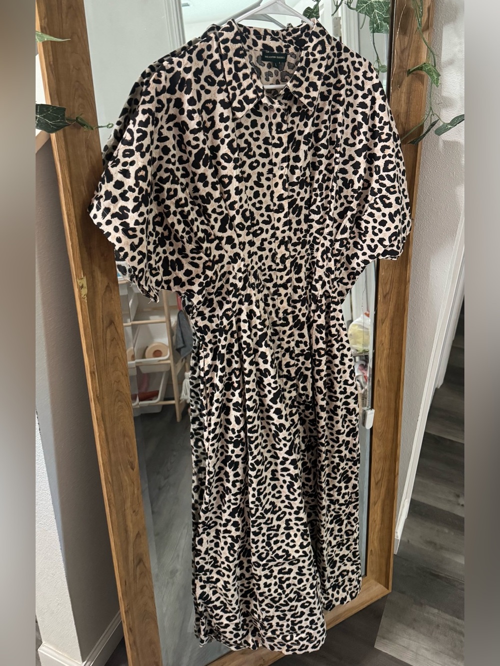 LIKE NEW Anthropologie Meadow Rhodes Leopard Print Midi Dress - Picture 2 of 3